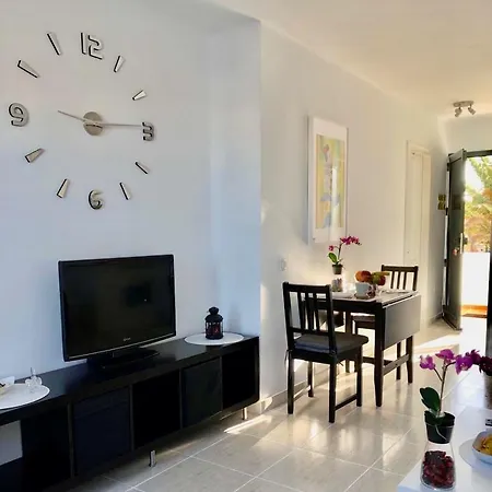 Barlovento. Near The * Тиас